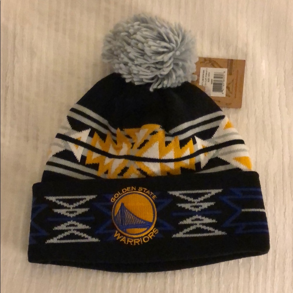 Warriors beanie w/pom